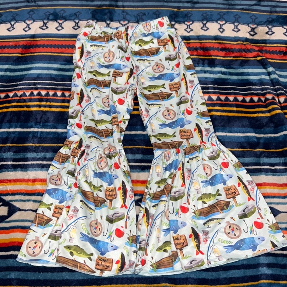 EUC Boutique girls fishing bell bottoms
